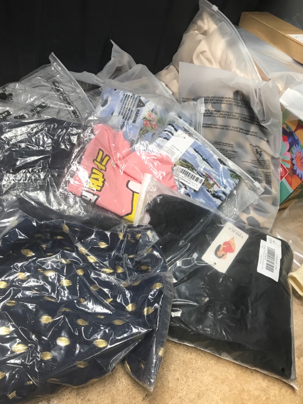 Photo 1 of CLOTHING BUNDLE -- 10 ITEMS 