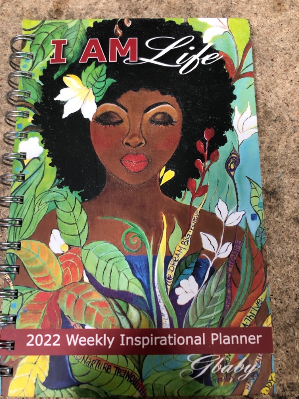 Photo 2 of Shades of Color 2022 African American Weekly Planner, I Am Life, 5.375 x 8.375 inches (IP30) I Am Life 2022