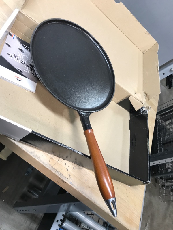 Photo 2 of 11" Crepe Pan