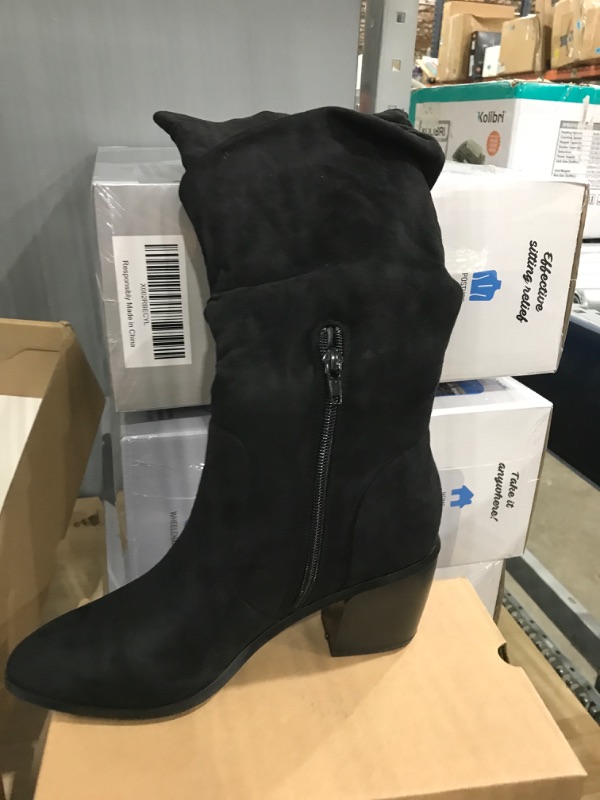 Photo 1 of BOOT WITH HEEL BLACK SIZE 7