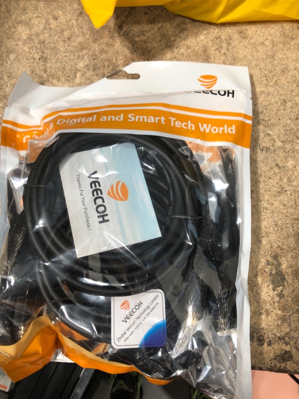 Photo 1 of VEECOH 4K HDMI CABLES 10FT 2PK 