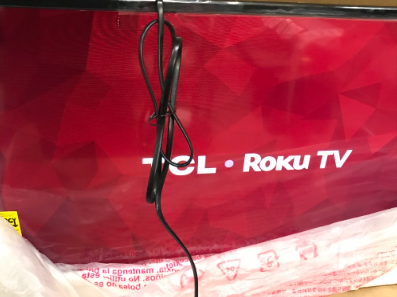 Photo 2 of TCL 32" Class 3-Series HD 720p LED Smart Roku TV - 32S355