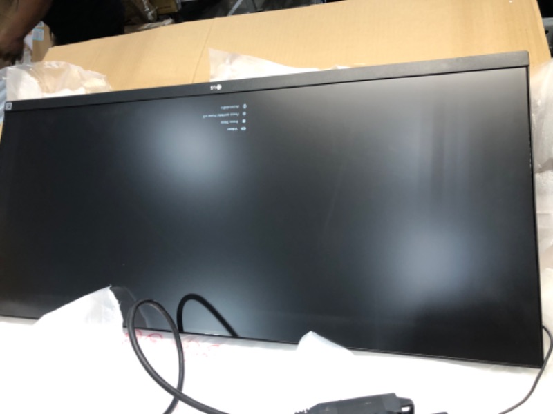 Photo 2 of LG 34WP65G-B UltraWide Monitor 34" 21:9 FHD (2560 x 1080) IPS Display, VESA DisplayHDR 400, AMD FreeSync, Height and tilt Adjustable Stand - Black