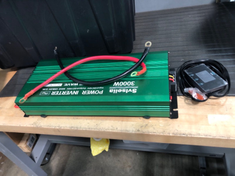Photo 2 of Svlseiia 3000W Power Inverter Pure sine Wave DC 12v to AC 110v with Remote Controller for RV, Solar System and Home use 3000W 12VDC