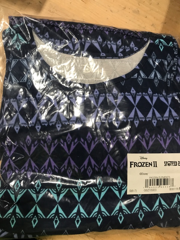 Photo 2 of Disney Frozen pajamas - Size small 