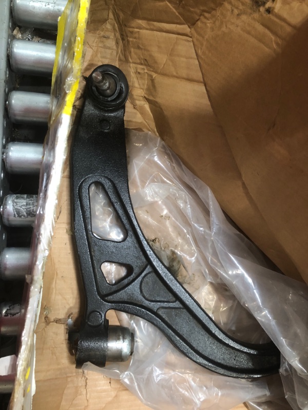 Photo 2 of MOOG RK622215 Control Arm and Ball Joint Assembly