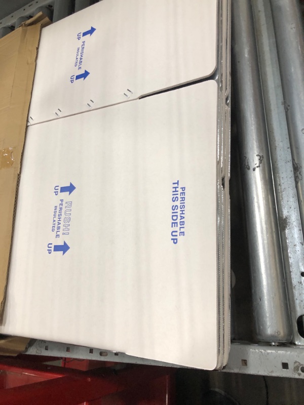 Photo 1 of 4 Pack of Insulated Boxes- Unknown Dimensions 