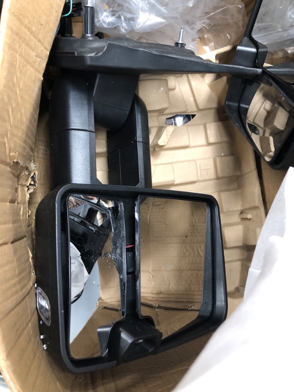 Photo 3 of **ONE MIRROR DAMAGED** AERDM Towing Mirrors Compatible with Ford F150 2004 2005 2006 2007 2008 2009 2010 2011 2012 2013 14 Power Heated with LED Signal and Puddle Light Tow Mirrors Pair set Pickup Truck Tow Mirrors Pair set