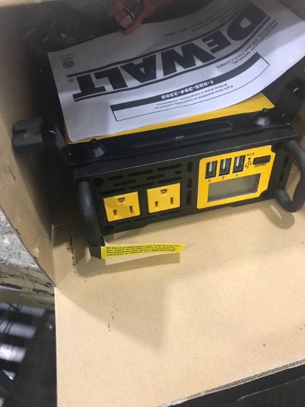 Photo 5 of DEWALT DXAEPI1000 Power Inverter 1000W Car Converter & DXAEPI140 Power Inverter 140W Car Converter : 12V DC to 120V AC Power Outlet with Dual 3.1A USB Ports Car Converter + Car Converter