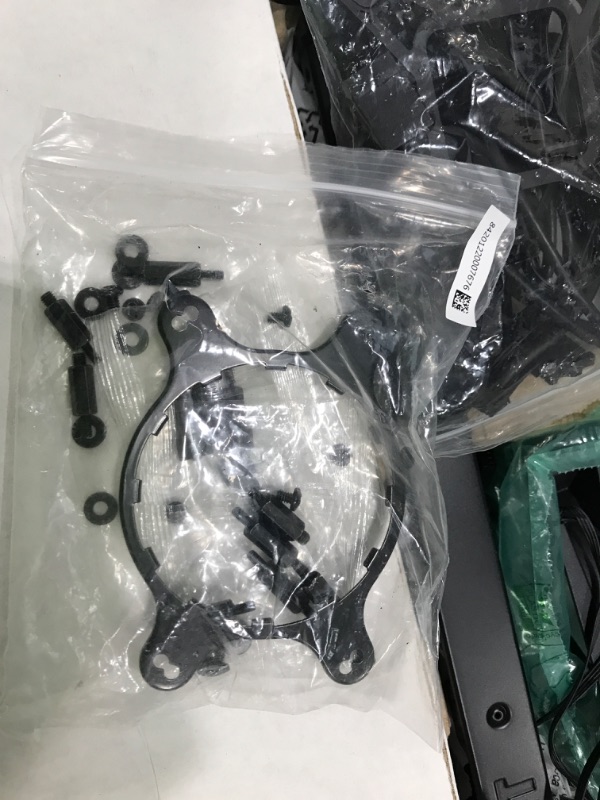Photo 1 of NZXT Kraken Z73 RGB 360mm - RL-KRZ73-R1 - AIO RGB CPU Liquid Cooler - Customizable LCD Display - Improved Pump - Powered by CAM V4 - RGB Connector - Aer RGB 2 120mm Radiator Fans (3 Included) Black Kraken Z Z73 RGB 360mm Cooler