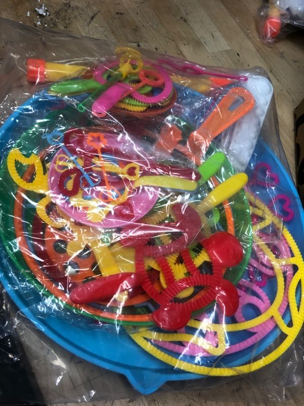 Photo 1 of 32 PCS Big Bubble Wands Set 18" Giant Bubble Maker with Tray Bulk  Large Bubble Wands Nice for Outdoor Playtime & Birthday Party & Games,Perfect Outdoor Activity for Any People.