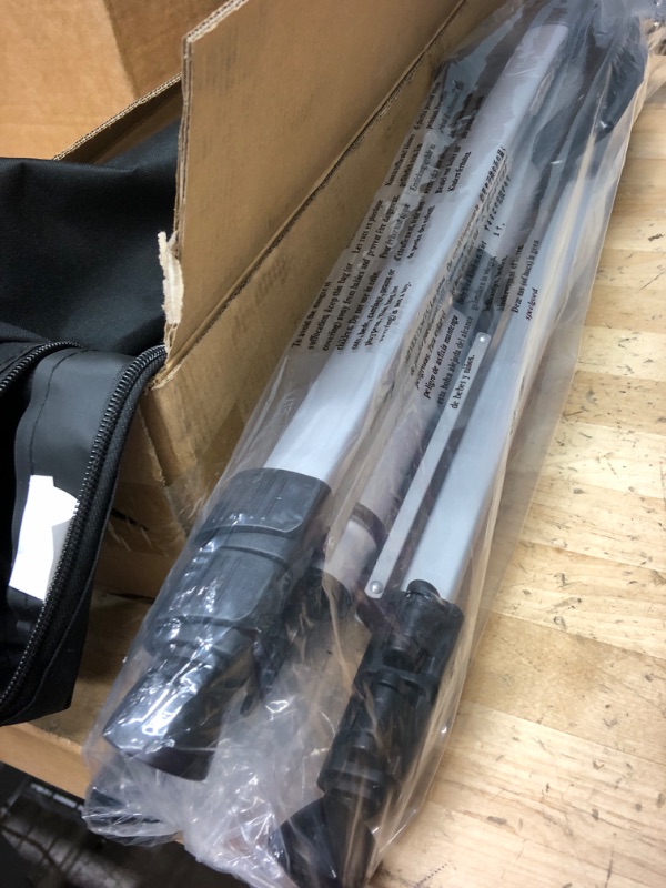 Photo 1 of Amazon Basics 60-Inch Lightweight Tripod with Bag 60-Inch Tripod Only