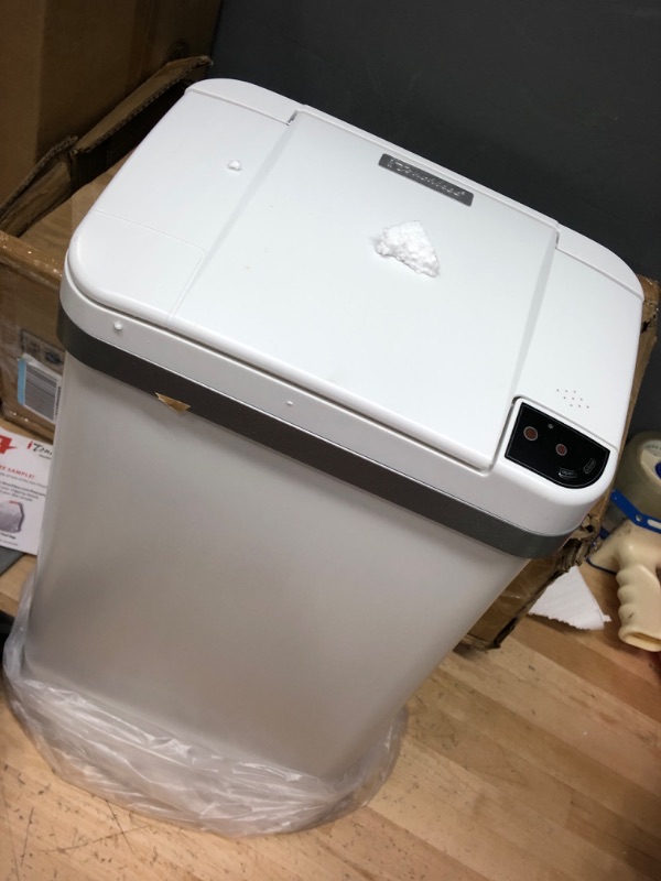 Photo 2 of **MISSING POWER CORD AND LINER**
iTouchless 4 Gallon Sensor Trash Can with AbsorbX Odor Filter and Air Freshener, Touchless Automatic Pearl White Waste Bin, Perfect for Office and Bathroom
