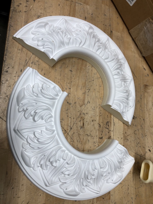 Photo 1 of 13" WIDE DIAMETER WHITE DECORATIVE MOULDING 