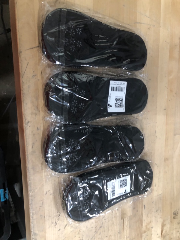 Photo 2 of **BUNDLE OF 4**  Hocerlu No Show Socks Womens Ultra Low Cut Liner Socks Non Slip Hidden Invisible for Flats Boat 3-5 Pairs, Size 5-8/8-11 8-11 5 Pairs (Black)