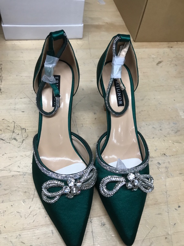 Photo 1 of GENERIC WOMEN'S GREEN HIGH HEELS (SIZE 8)