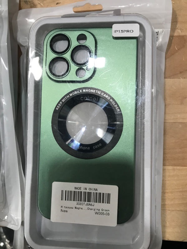 Photo 1 of Iphone 13pro phone case - Green 