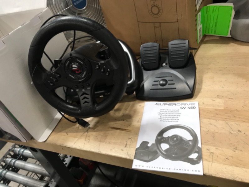 Photo 1 of Superdrive SV450 racing steering wheel with Pedals and Shifters Xbox Serie X / S, Switch, PS4, Xbox One, PS3, PC (programmable for all games)
