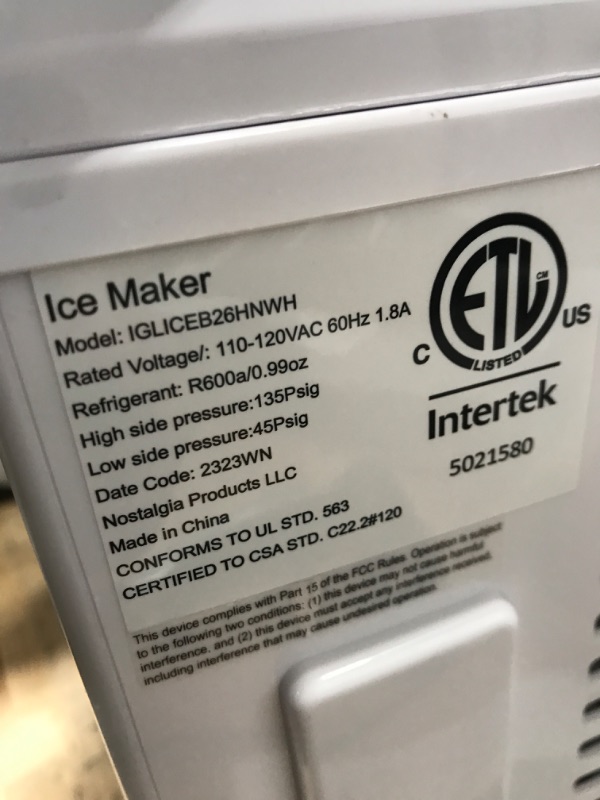 Photo 3 of ***LID CRACKED - SEE NOTES***
Igloo Automatic Self-Cleaning Portable Electric Countertop Ice Maker Machine