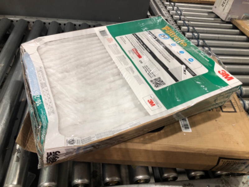 Photo 2 of *Review notes* Filtrete 16x20x1 AC Furnace Air Filter, Merv 8 MPR 700, Dust, Pollen, & Pet Dander, 4-Pack (exact dimensions 19.69x15.69x1.56) 16x20x1 4-Pack