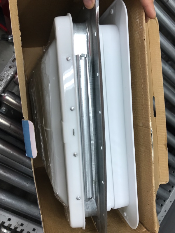 Photo 1 of Heng's 71111-C1G1 Standard Mount Universal Vent - White Pure white