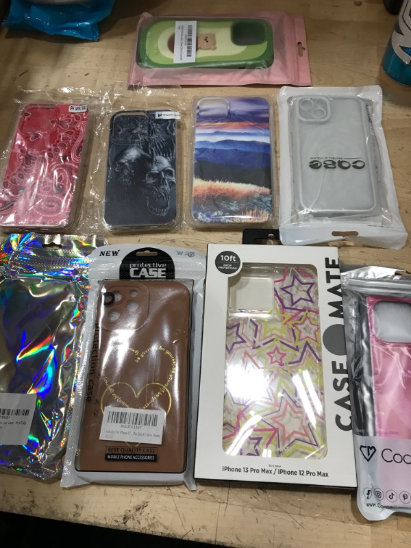 Photo 1 of ***Bundle of iphone cases (Iphone 11-iphone 14) - 9 items 