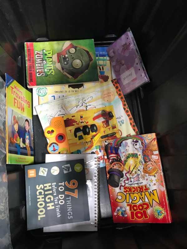Photo 1 of ***Bundle of kids books/notebooks - 9 items 