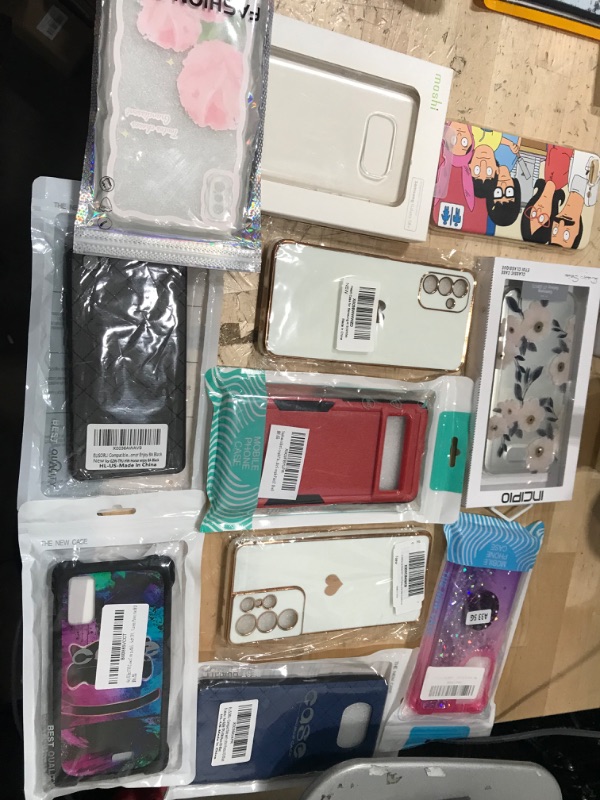 Photo 1 of ***Bundle of android phone cases - 11 items 