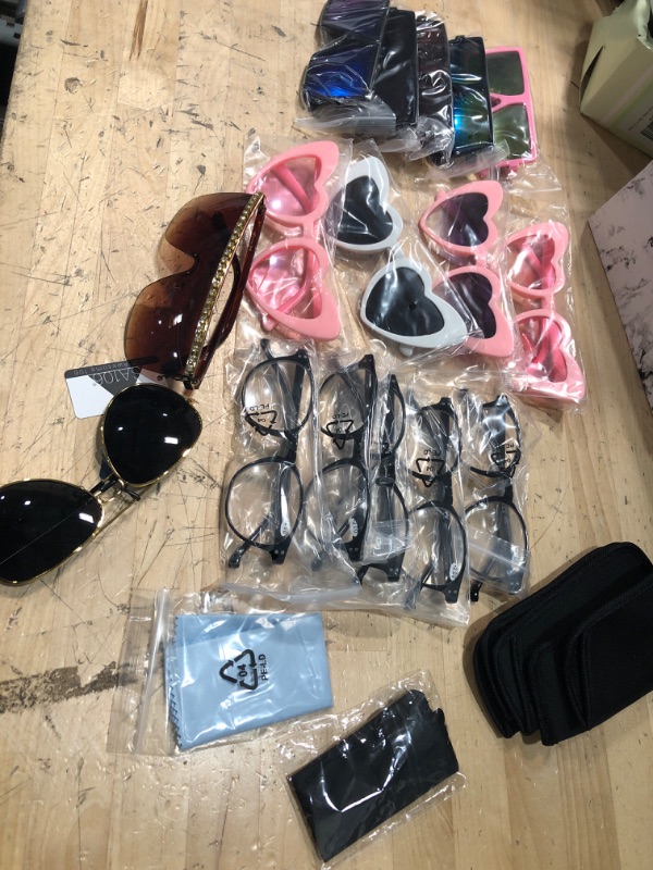Photo 1 of ***Bundle of sunglasses/normal glasses - 21 items 