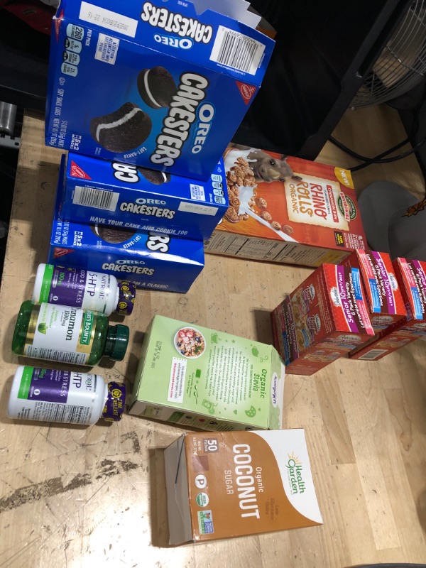 Photo 1 of ***Bundle of home snacks/vitamins - 24 items 