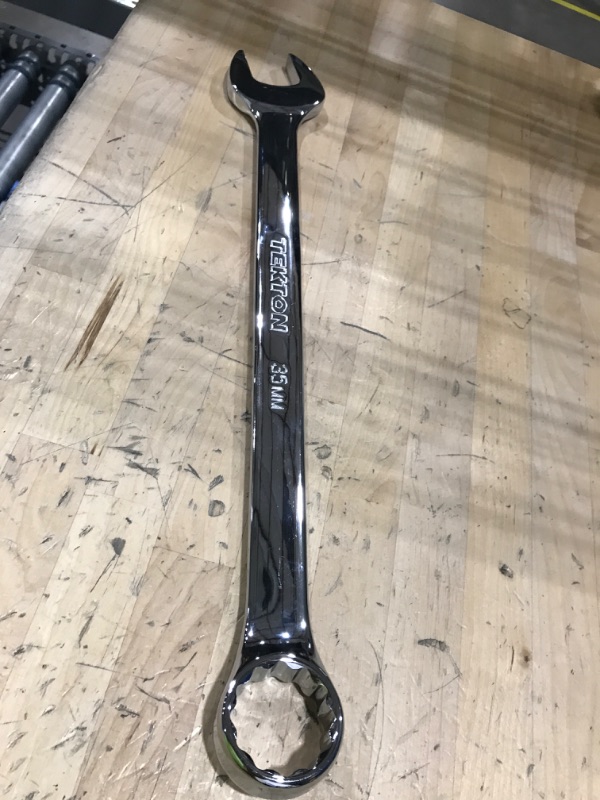 Photo 1 of 35 MM Tekton wrench