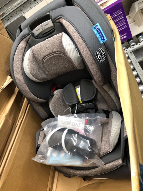 Photo 2 of Graco 4Ever DLX 4 in 1 Car Seat, Infant to Toddler Car Seat, with 10 Years of Use, Bryant , 20x21.5x24 Inch (Pack of 1) DLX Bryant