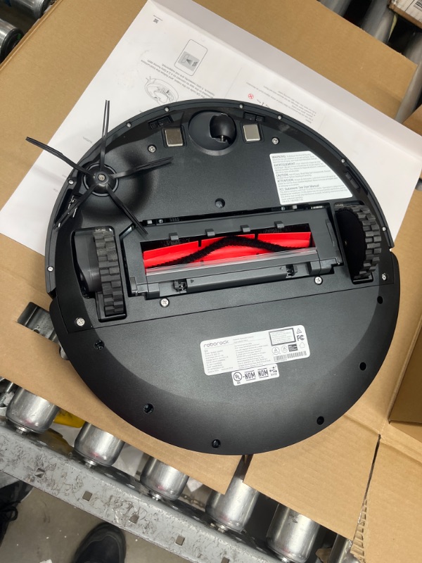 Photo 3 of 
roborock Q5 Robot Vacuum Cleaner, Strong 2700Pa Suction, Upgraded from S4 Max, LiDAR Navigation, Multi-Level Mapping, 180 mins Runtime, No-go Zones, Ideal...
Style:Q5