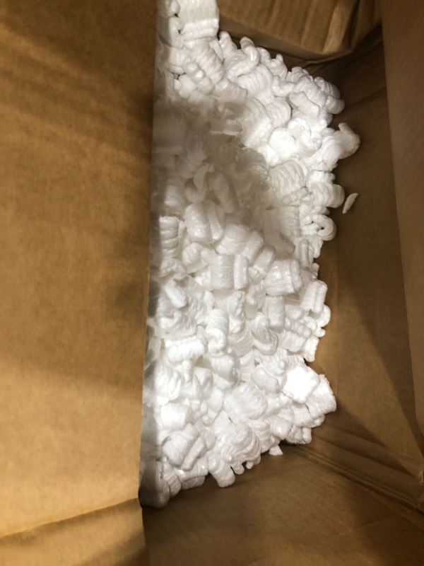 Photo 2 of StarBoxes White Regular Loose Fill Shipping Packing Peanuts S-Shaped 22.5 Gal / 3 Cubic Feet