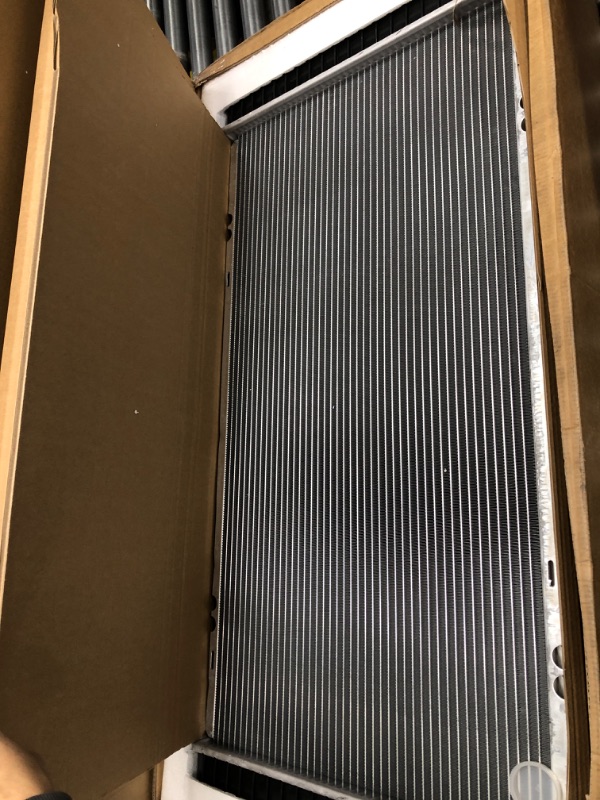 Photo 2 of DWVO Radiator Complete Radiator Compatible with 2000-2006 Tundra 4.7L V8 (not including Crew Cab)