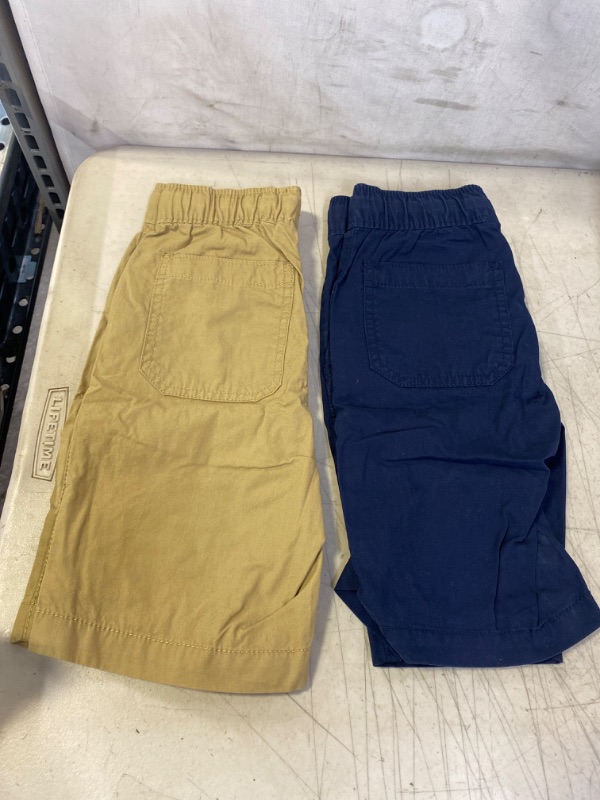 Photo 1 of TODDLER CARGO SHORTS, 2 COUNT, SIZE 7 