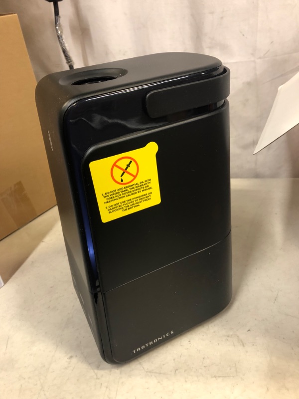 Photo 1 of 4L Ultrasonic Cool Mist Humidifier with Automatic Humidity Monitoring
