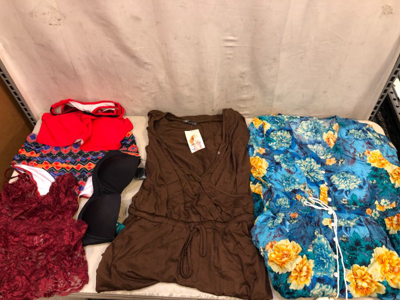 Photo 1 of 5PC LOT, NEW/USED MISC CLOTHING ITEMS, SOLD AS IS, SIZE L, XL