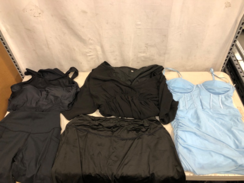 Photo 1 of 5PC LOT, NEW/USED MISC CLOTHING ITEMS, SOLD AS IS, SIZE XS, M, XL, XXL, ETC