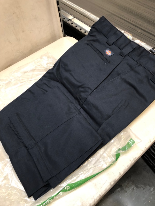 Photo 3 of Dickies Men's Relaxed Straight-fit Cargo Work Pant 36W x 30L Dark NavyMen's Dickies Relaxed Cargo Pants, Size: 36X30, Blue

