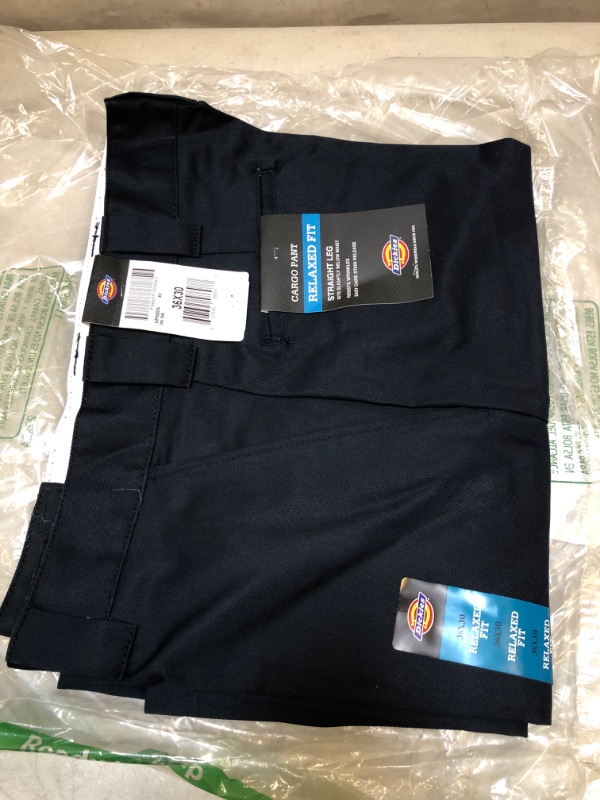 Photo 2 of Dickies Men's Relaxed Straight-fit Cargo Work Pant 36W x 30L Dark NavyMen's Dickies Relaxed Cargo Pants, Size: 36X30, Blue
