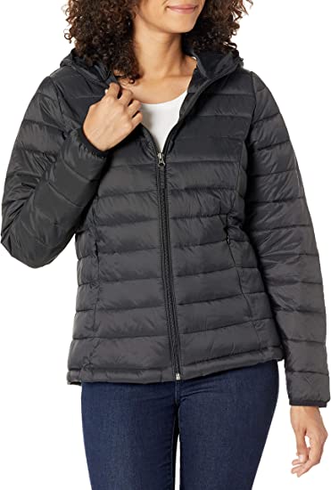 Photo 1 of Amazon Essentials Womens Lightweight Puffer Jacket - MEDIUM -