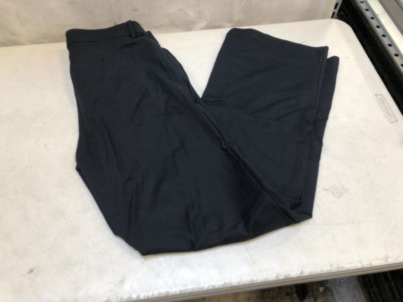 Photo 3 of Lee Women's Flex Motion Regular Fit Trouser Pant - SIZE 10 MEDIUM - ITEM IS DIRTY - MOST LIKELY IT WAS TRIED ON BUT LOOKS NEW -