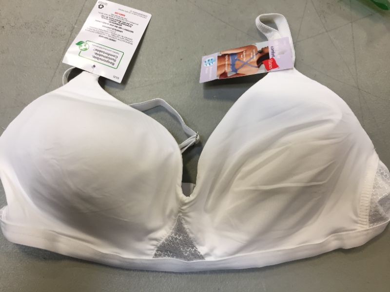 Photo 2 of Hanes ComfortFlex Fit Women's Oh So Light Wireless Bra with Comfort Foam, Full-Coverage T-Shirt Bra