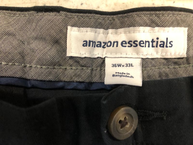 Photo 3 of AMAZON ESSENTIALS MENS PANTS 36WX33L