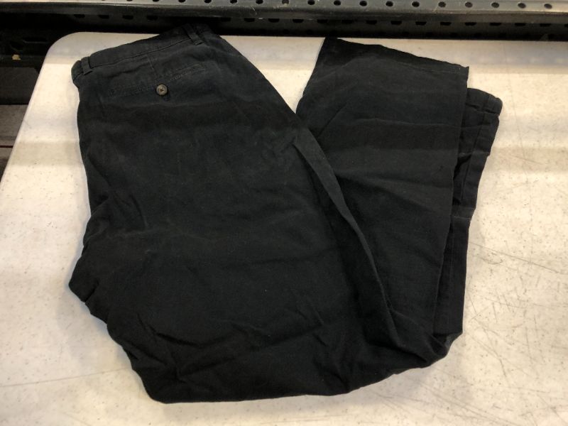 Photo 2 of AMAZON ESSENTIALS MENS PANTS 36WX33L