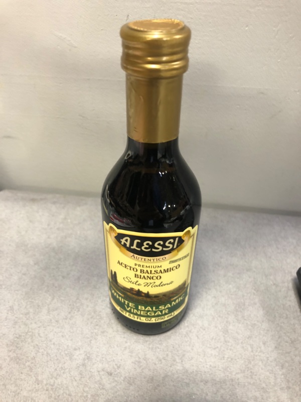 Photo 2 of Alessi Premium White Balsamic Vinegar, 8.5 fl oz (EXP: 07/18/2026)