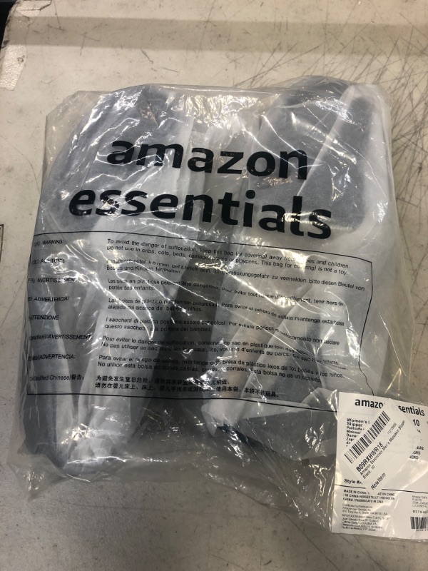 Photo 1 of Amazon Essentials Men's Moccasin Slipper Polyester Black [SIZE 10]