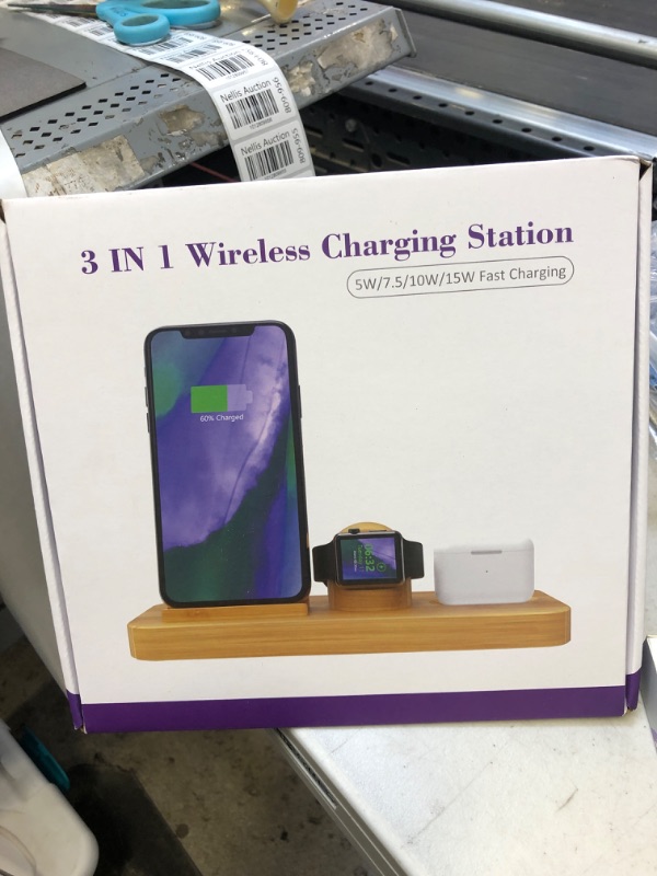 Photo 2 of 3 in 1 wireless charging station