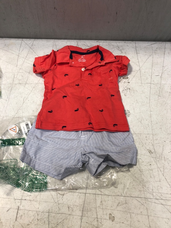 Photo 1 of Carters baby outfit size 9M
